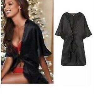 NWOT Victoria Secret Sexy Satin Robe One Size